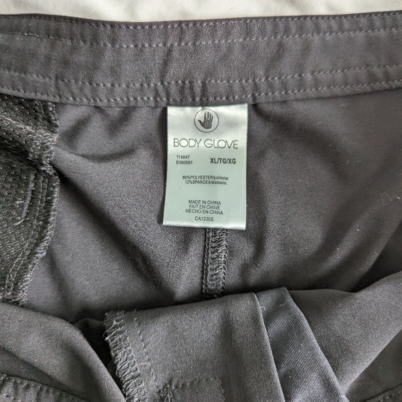 Body Glove board shorts - Picture 3 of 5